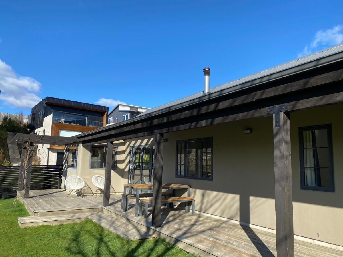Time Out At Lake Wanaka Exterior photo