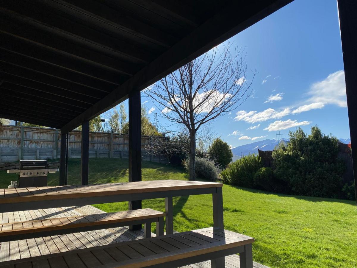 Time Out At Lake Wanaka Exterior photo