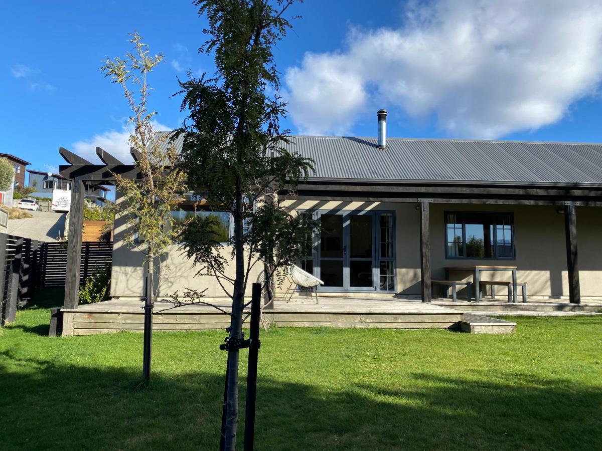 Time Out At Lake Wanaka Exterior photo