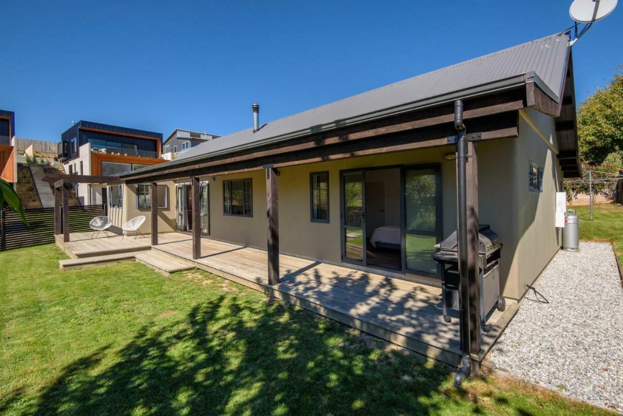 Time Out At Lake Wanaka Exterior photo